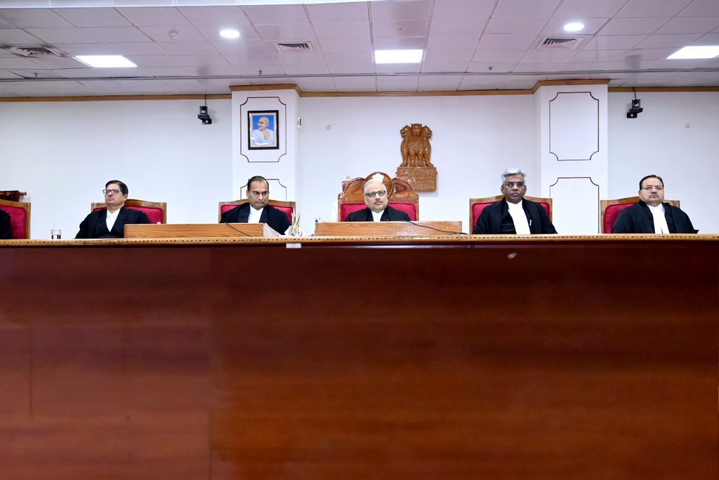Justice Ramesh Sinha Bids Farewell to Chhattisgarh High Court